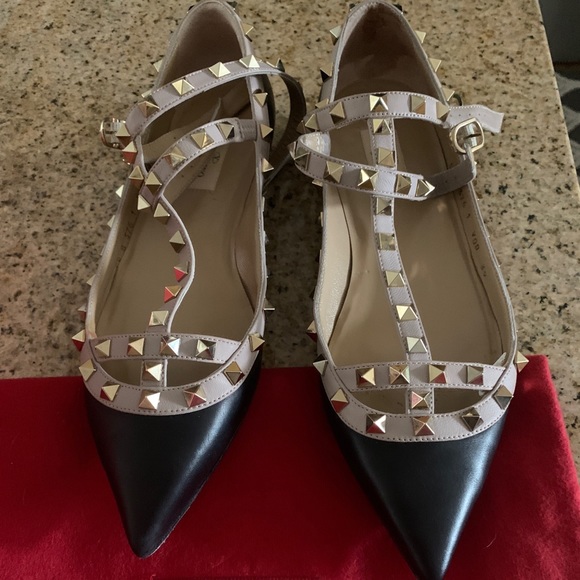 Valentino Garavani Rockstud Flats - Picture 8 of 9